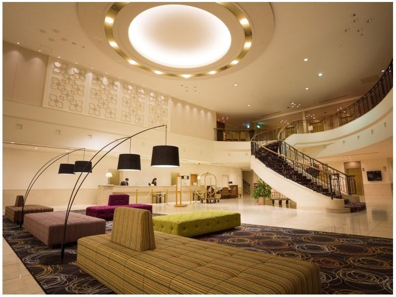 Hotel Grand Hills שיזוקה מראה חיצוני תמונה
