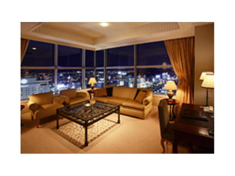 Hotel Grand Hills שיזוקה מראה חיצוני תמונה