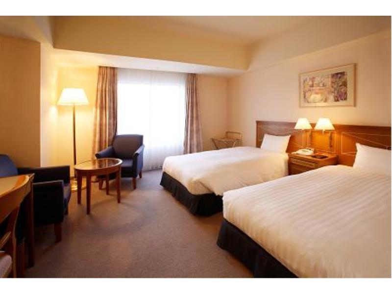 Hotel Grand Hills שיזוקה מראה חיצוני תמונה